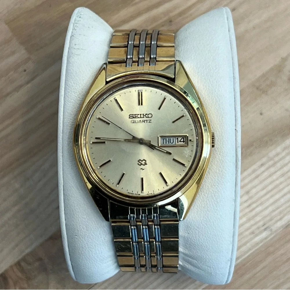 Seiko Men’s Watch Vintage Two-Tone Bracelet Gold-Tone Dial Day Date Window